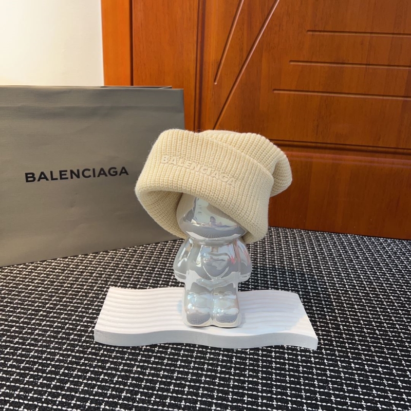 BALENCIAGA